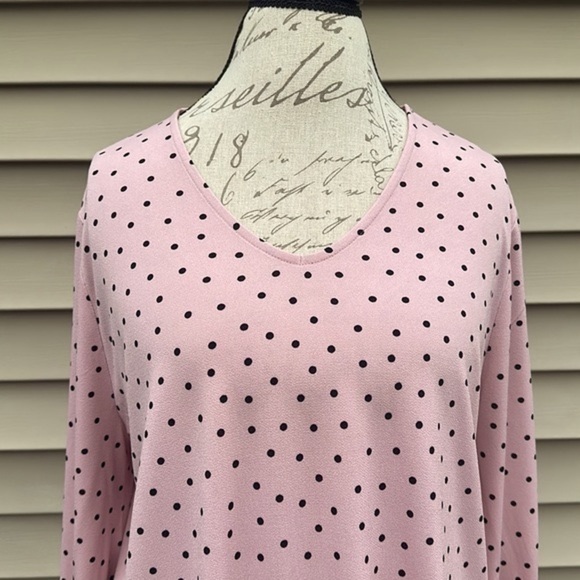 ADRIANNA PAPELL Blush Black Polka Dot V-Neck 3/4 Puff Sleeve Top - Picture 4 of 13